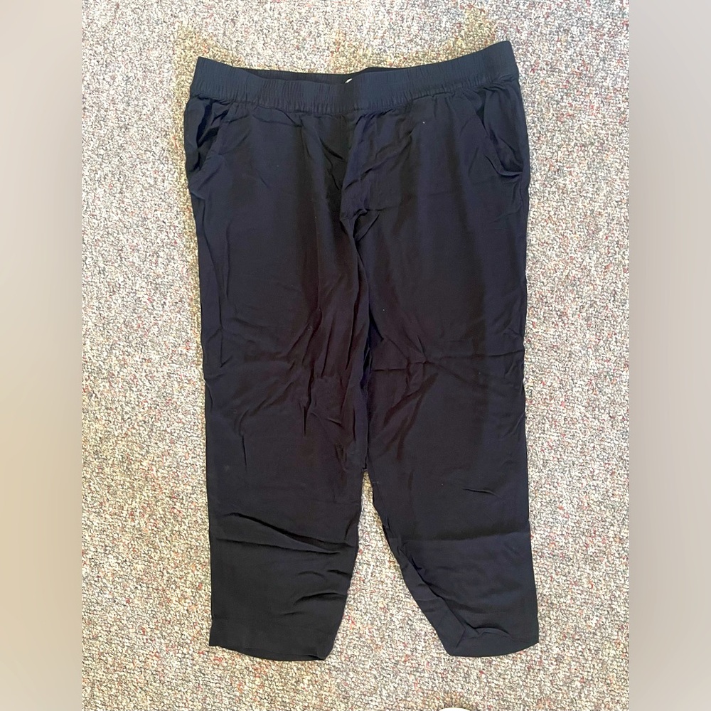 Women’s Jessica Simpson cropped pants